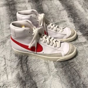 Nike retro Blazer high tops womens size 10.  Barely worn.